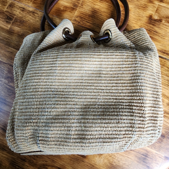 Michael Kors Medium Sized Ring Straw Tote Wicker Bag - Picture 6 of 13